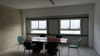 Oficina en alquiler en Gelves