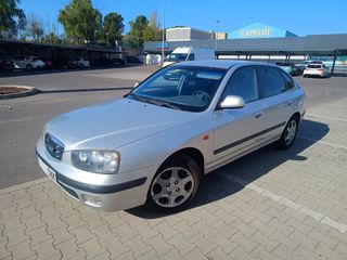 Hyundai Elantra 2003