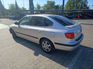 Hyundai Elantra 2003