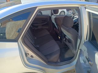 Hyundai Elantra 2003