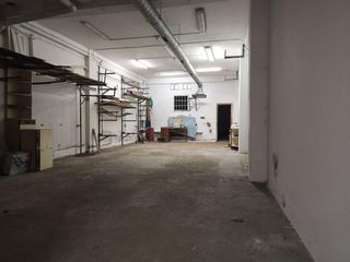 Local comercial en alquiler en Os Mallos - San Cristóbal en Coruña (A)
