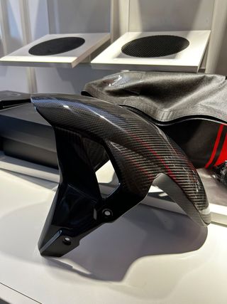 GUARDABARROS CARBONO BMW
S1000 RR M1000RR 
