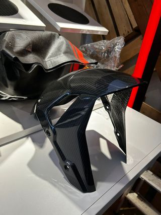GUARDABARROS CARBONO BMW
S1000 RR M1000RR 