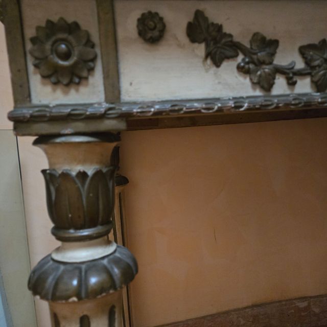 Consolle Luigi XIV Beige e Oro