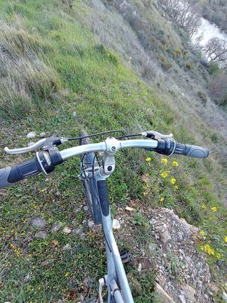 Bicicleta Híbrida BTWIN