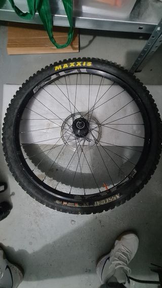 Rueda MTB ethirteen delantera 