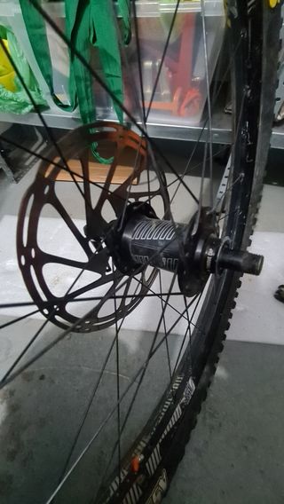 Rueda MTB ethirteen delantera 