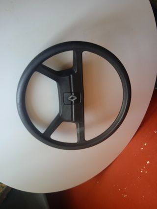 Volante Renault 6