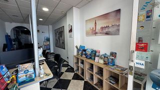 Local comercial en venta en Playa de los Boliches en Fuengirola