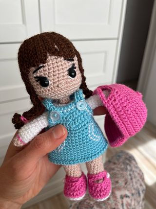 Muñeca Amigurumi Crochet Hecha a Mano