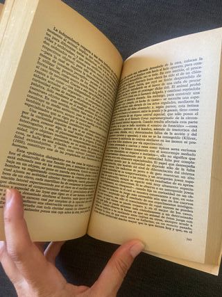 Consideraciones sobre las conductas animal y hu...