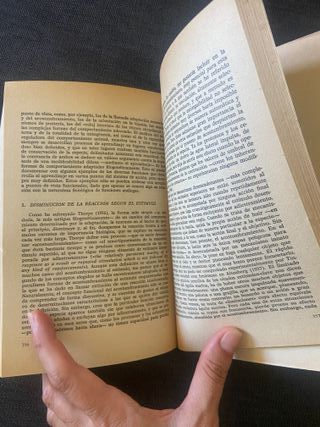 Consideraciones sobre las conductas animal y hu...
