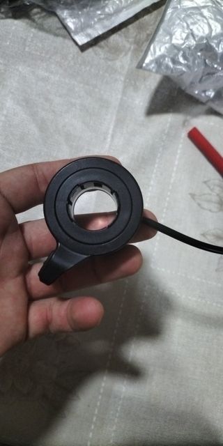 Acelerador Patinete Eléctrico