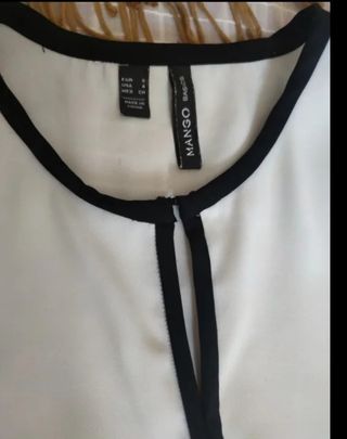 Blusa Mango bicolor