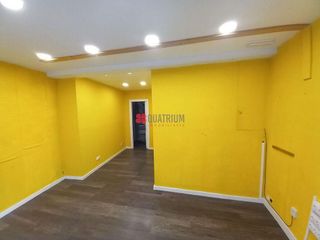 Local comercial en alquiler en Ensanche - Sar en Santiago de Compostela