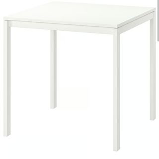 Mesa IKEA Blanca