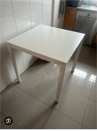 Mesa IKEA Blanca