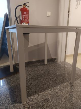 Mesa IKEA Blanca