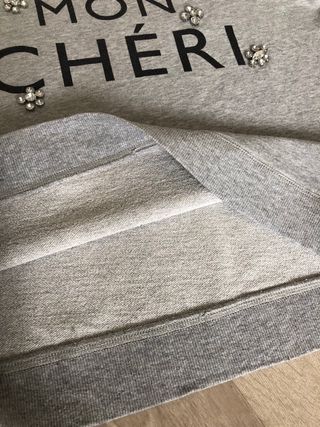 Sudadera Gris Mon Chéri con Pedrería
