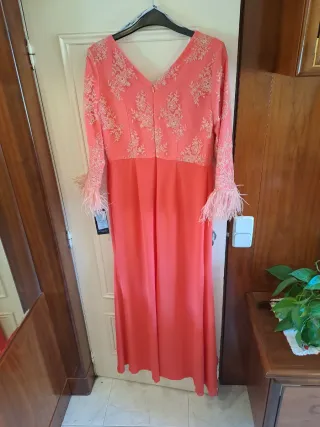 Vestido Madrina Raffaello Talla 46 Coral