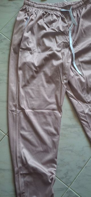 Completo training pantaloni e maglia