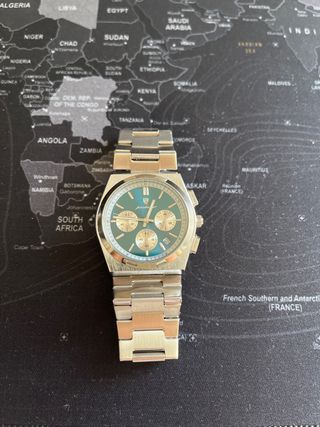 Reloj Poedagar Verde y Plateado