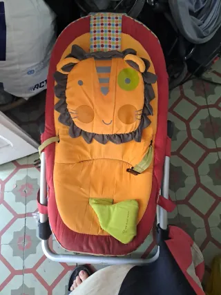 Hamaca para bebé con diseño de león