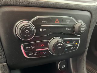 DODGE CHARGER  2019