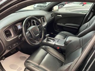 DODGE CHARGER  2019