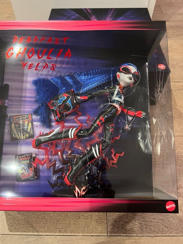 Monster High Ghoulia Yelps Deadfast