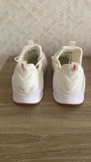 Nike Metcon 6 Blancas y Doradas