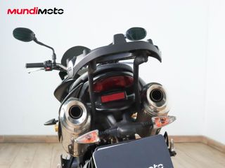 TRIUMPH STREET TRIPLE 675 