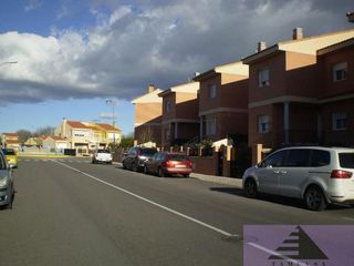 Chalet en venta en Ugena