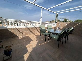 Chalet en venta en San Felipe - El Almendral - La Merced en Jaén