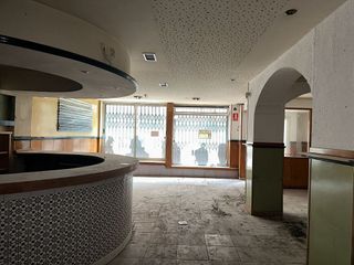Local comercial en alquiler en Santo Domingo en Oviedo
