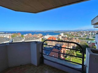 Piso en alquiler en Valdenoja - La Pereda en Santander