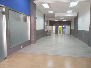 Local comercial en alquiler en Centro en Ourense
