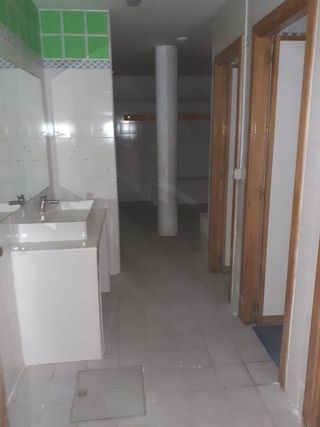 Local comercial en venta en Valdepelayo - Montepinos - Arroyo Culebro en Leganés