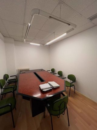 Local comercial en venta en La Chantría - La Lastra en León