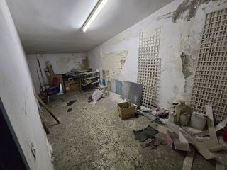Local comercial en venta en La Fortuna en Leganés