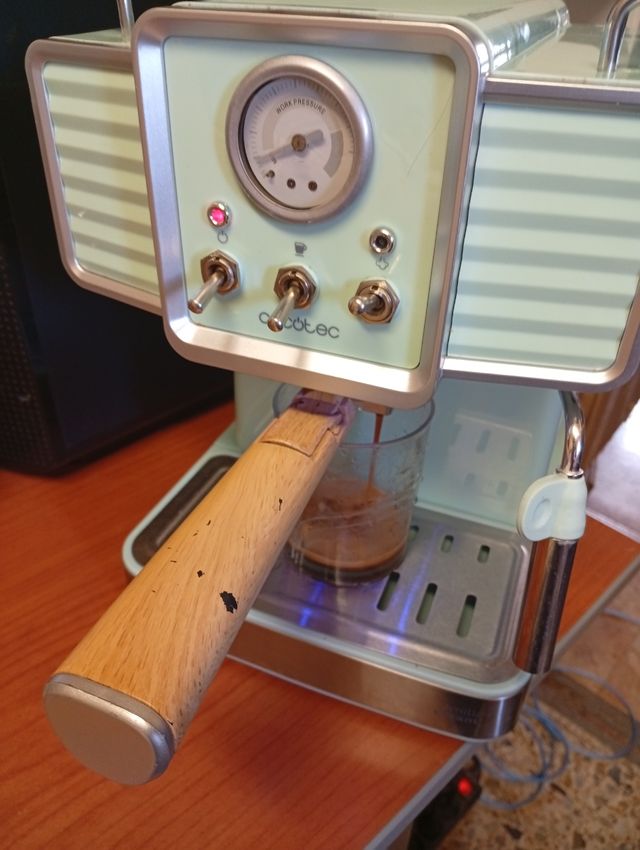 Cafetera Cecotec Tradizionale