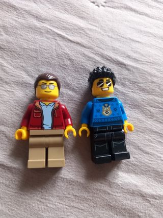 2 Minifigure Lego City