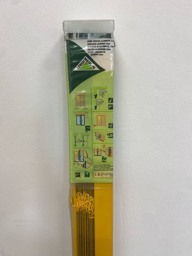 Estor veneciano aluminio amarillo