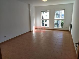Piso en venta en Barrocanes en Ourense