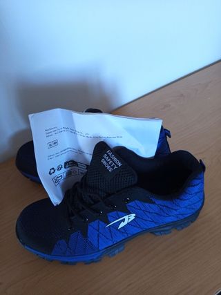 Zapatillas de seguridad azules y negras