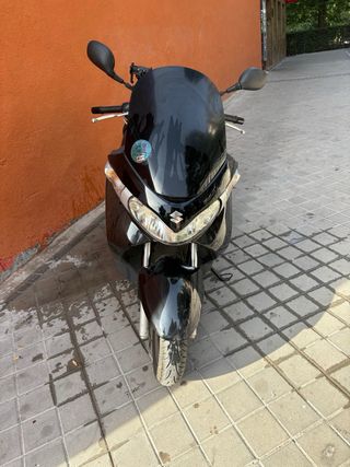 Suzuki Burgman