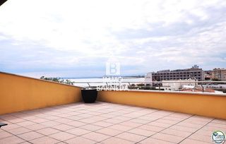 Piso en venta en Salatar en Roses
