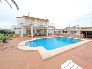 Chalet en venta en Urbanizaciones- Santa Ana- Las Estrellas en Gandia