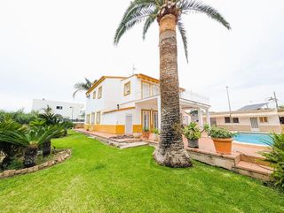 Chalet en venta en Urbanizaciones- Santa Ana- Las Estrellas en Gandia
