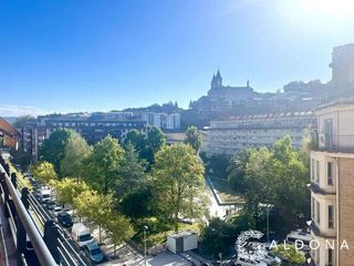 Piso en alquiler en El Antiguo en San Sebastián-Donostia